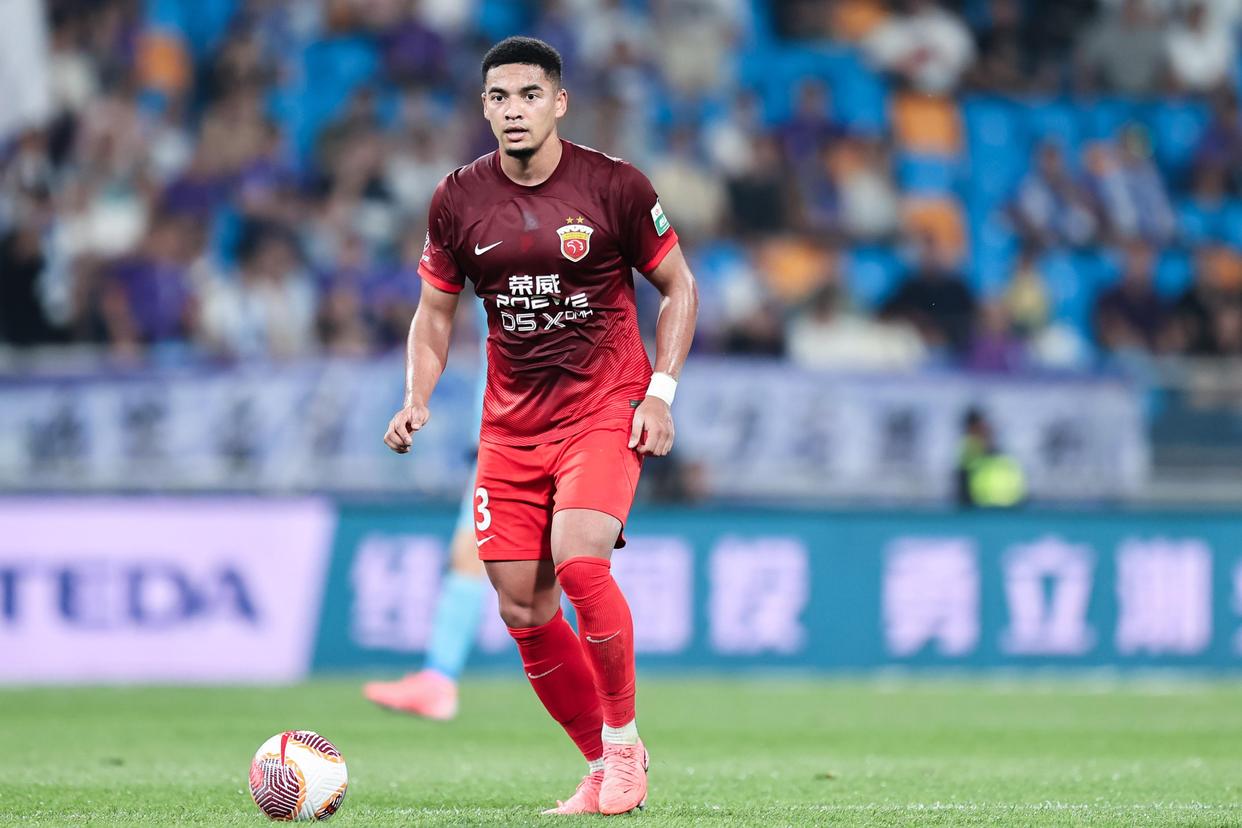 上海海港迎亚冠关键赛;转会期队长鼓劲;媒体盛赞;赛季目标并未改变 上海海港迎亚冠关键赛;转会期队长鼓劲;媒体盛赞;赛季目标并未改变