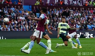 db游戏平台官网官方-巴塞罗那迎法国杯关键赛，转会期止住颓势，更衣室稳定，控场能力受关注