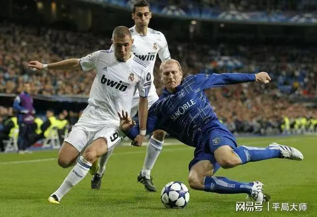 db游戏平台官网官方-欧超杯赛程吃紧，亚特兰大加时末段单刀错失，底气十足，更衣室氛围转暖