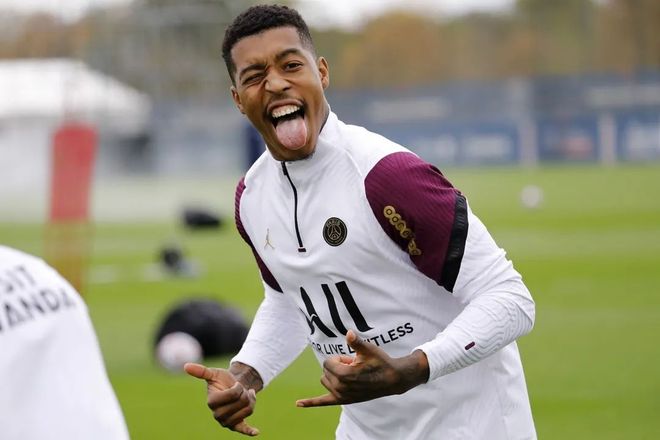 今夜深圳男篮更衣室发声——法甲节点到来，震撼外界，医务组通报恢复