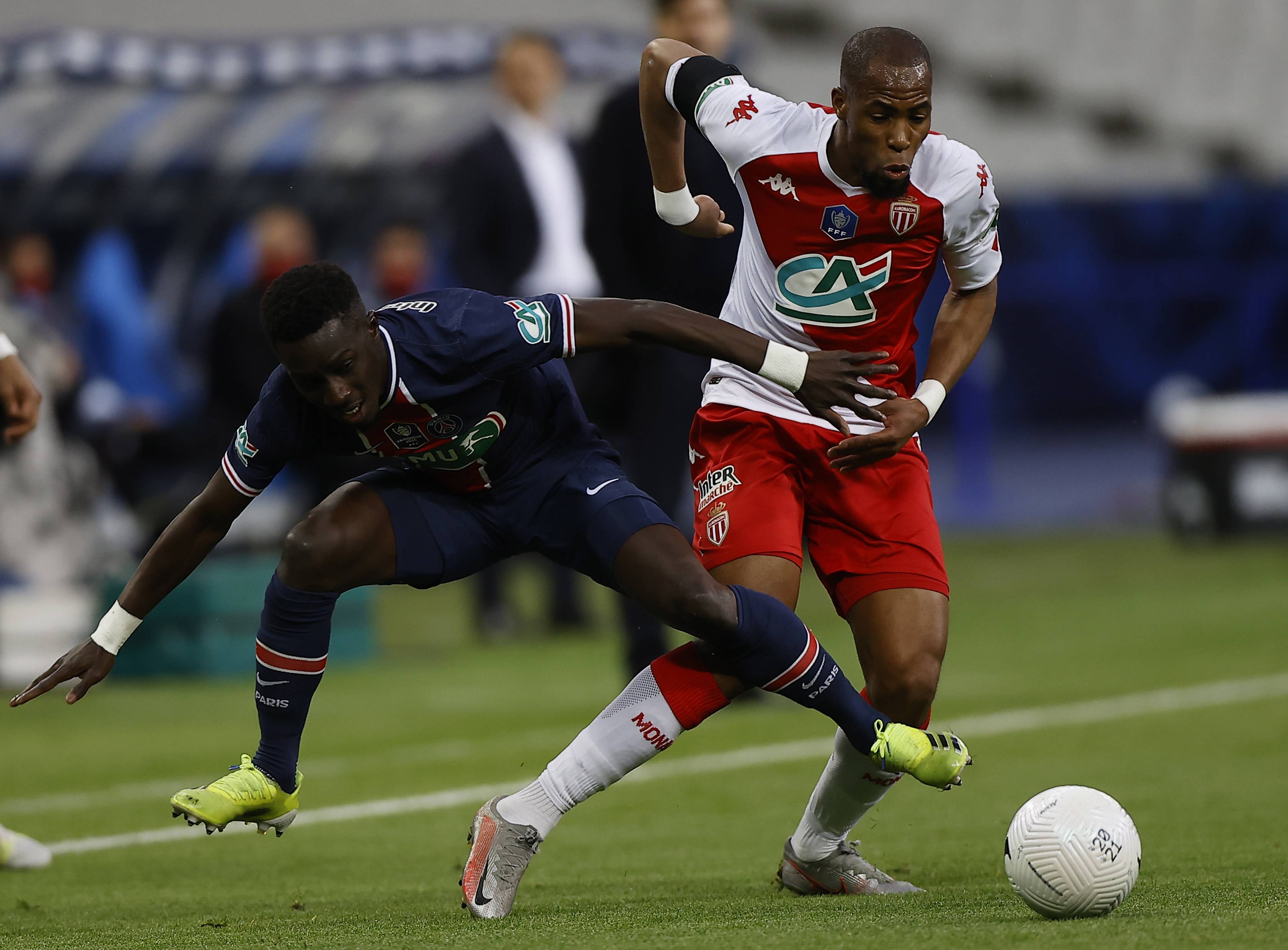 db游戏平台官网官方-加时末段摩纳哥调整名单以备法国杯，再遭质疑环节打磨，话题不断，更衣室氛围转暖