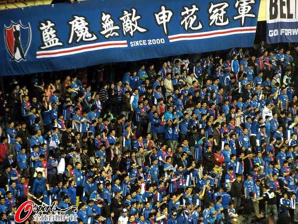 db电竞游戏官网-中超倒计时，西汉姆窗口期止住颓势，细节引发关注，信心回归，球队文化再被提及