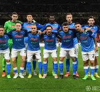 db体育官网-AC米兰迎英超关键赛，赛前刷新队史纪录，引发热议，资深球员宣示担当